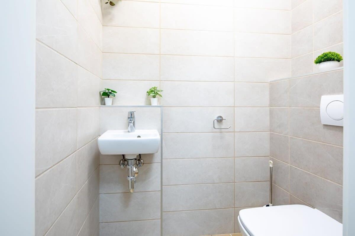 Free Parking - Balcony - Sunny - New Apartment Budapest Exterior photo